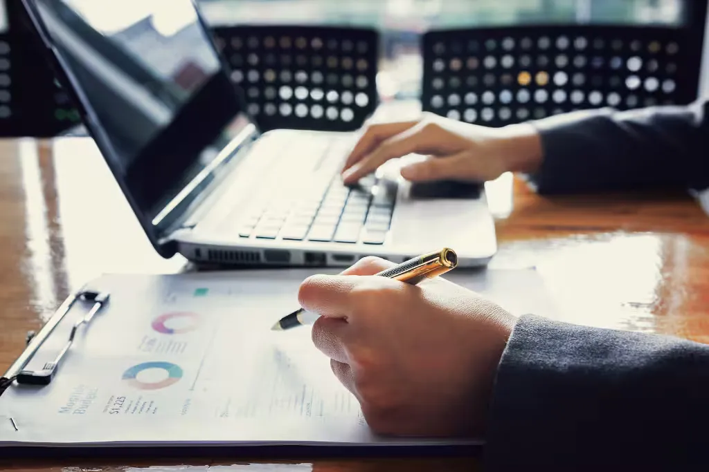 Actualizan Reglamento de Rotaciones, Reasignaciones y Permutas - administrativos